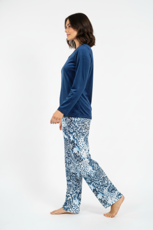 Alternative view of Πυτζάμα γυναικεία Βελουτέ Super Soft Γιώτα Homewear μπλε 4754