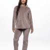 Γυναικεία Βελουτέ πυτζάμα Galaxy “Velour” μπεζ 853-26